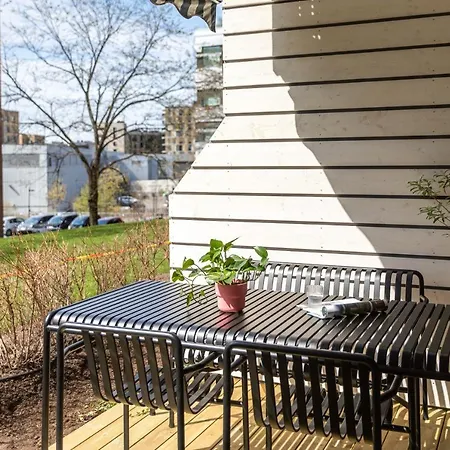 Scandinavian With 2 Bedrooms And Terrasse - Close To Storo Storsenter And All Public Transport Oslo