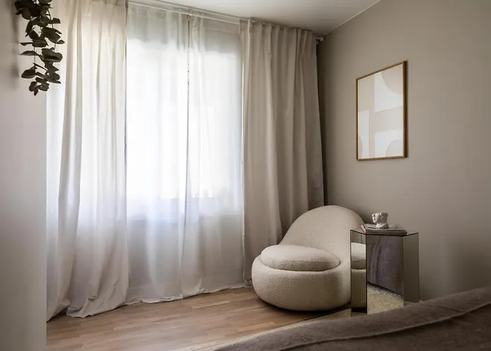 Scandinavian With 2 Bedrooms And Terrasse - Close To Storo Storsenter And All Public Transport * 오슬로