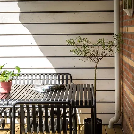 Scandinavian With 2 Bedrooms And Terrasse - Close To Storo Storsenter And All Public Transport Apartment